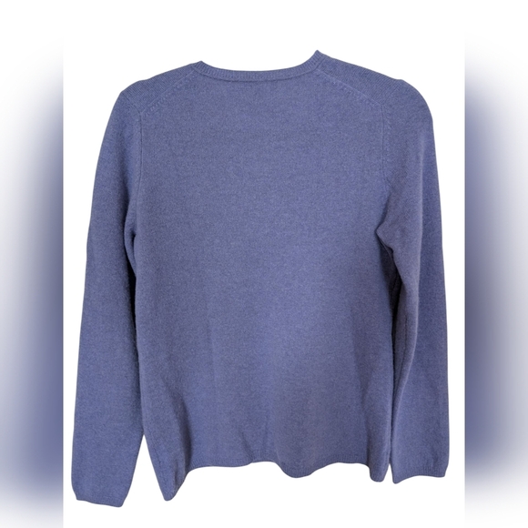 Charter Club Lavender Cashmere Women's V-Neck Sweater sz M - Picture 2 of 4